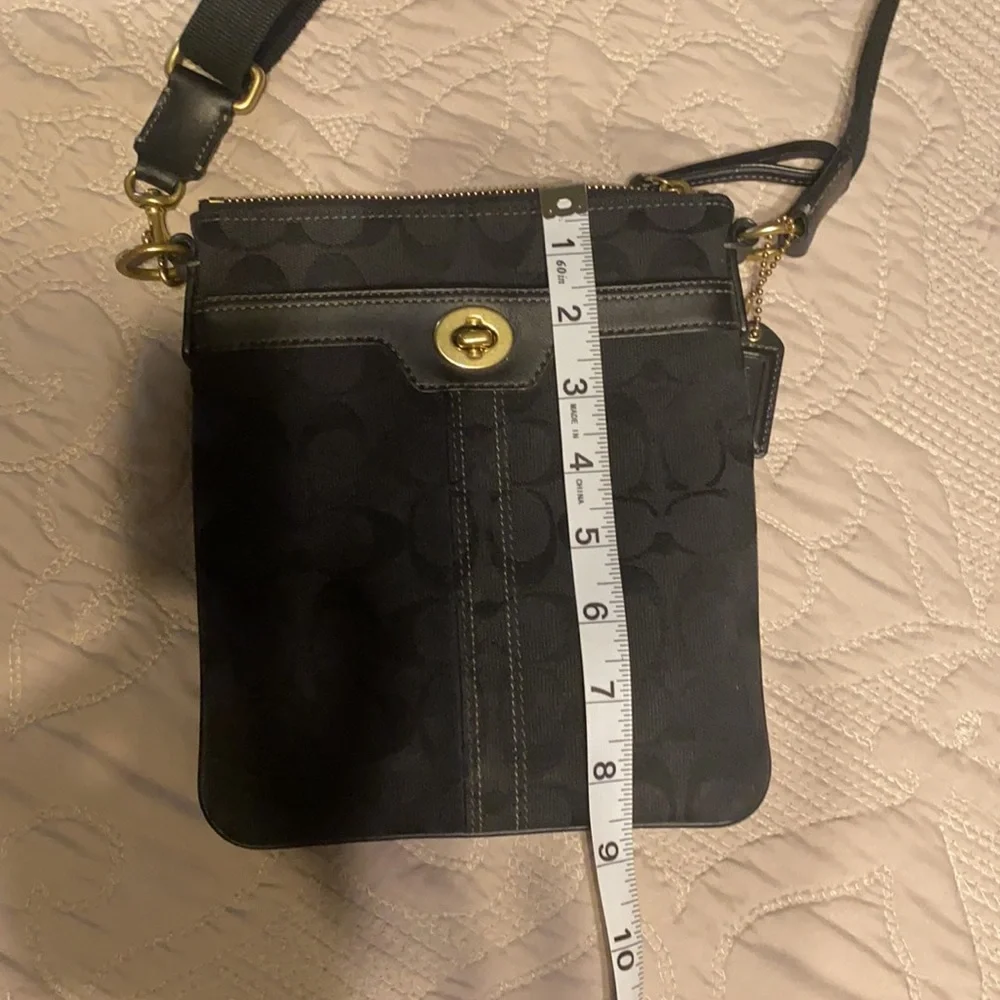 Coach Crossbody Bag, GUC, Gold Hardware